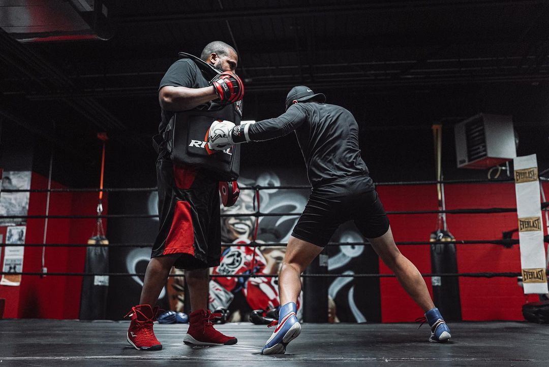 Boxers Posture Mastering the Basics: The Importance of a Proper Boxing Stance – BOXROPE®