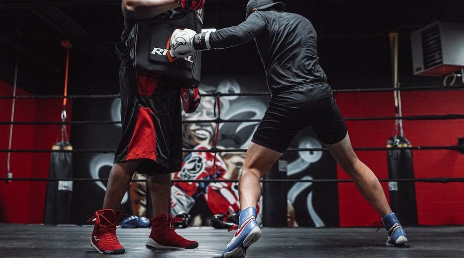 Footwork Fighting The Importance of Footwork: Dance Your Way to Boxing Success – BOXROPE®