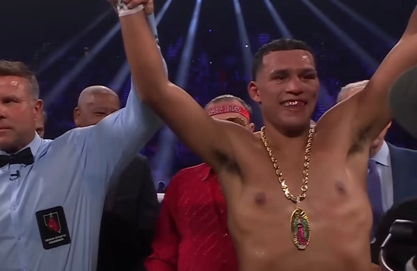 The Fighting Style  of David Benavidez