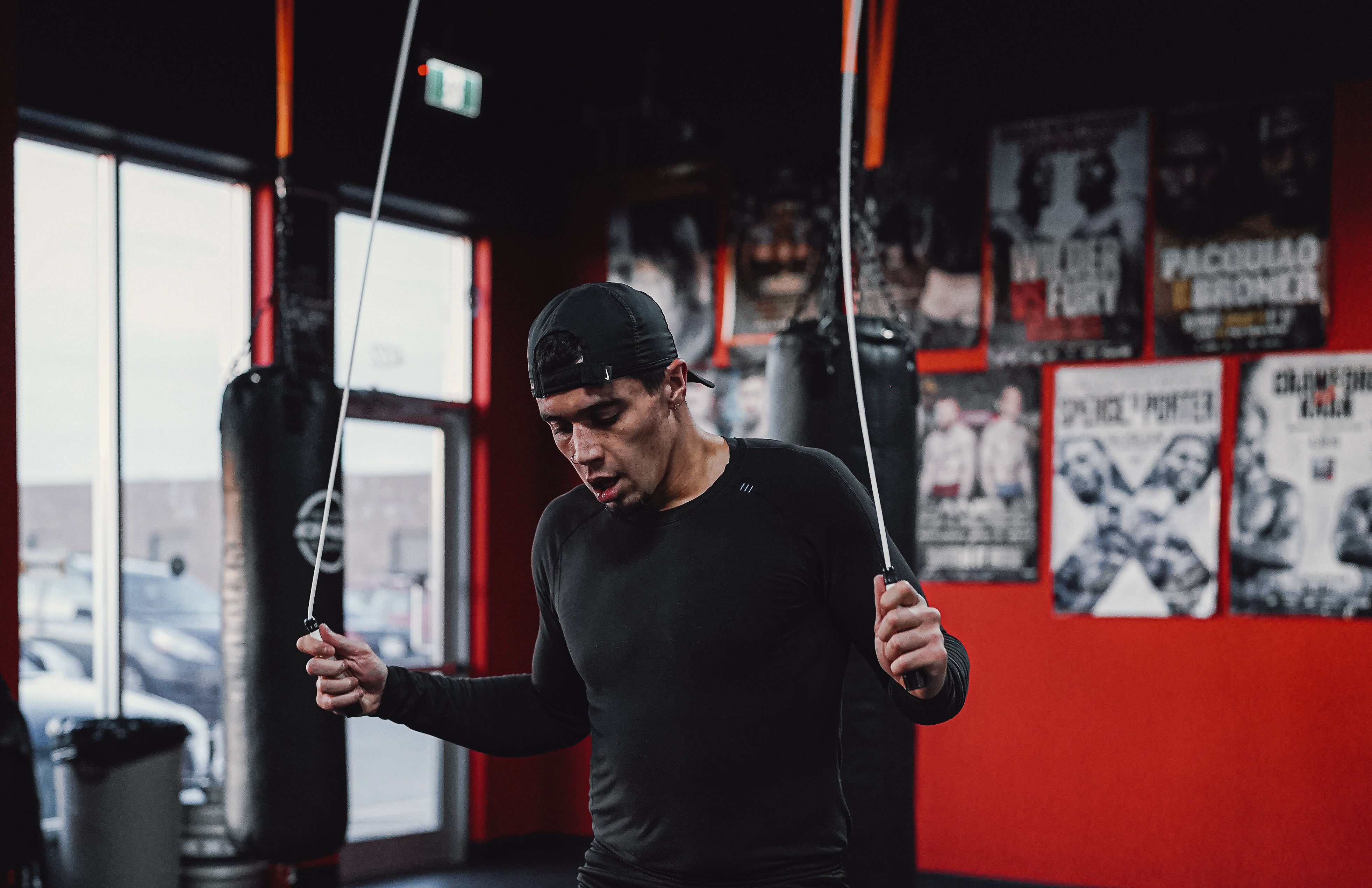 Boxer On Ropes The Benefits of Jumping Rope As A Boxer – BOXROPE®